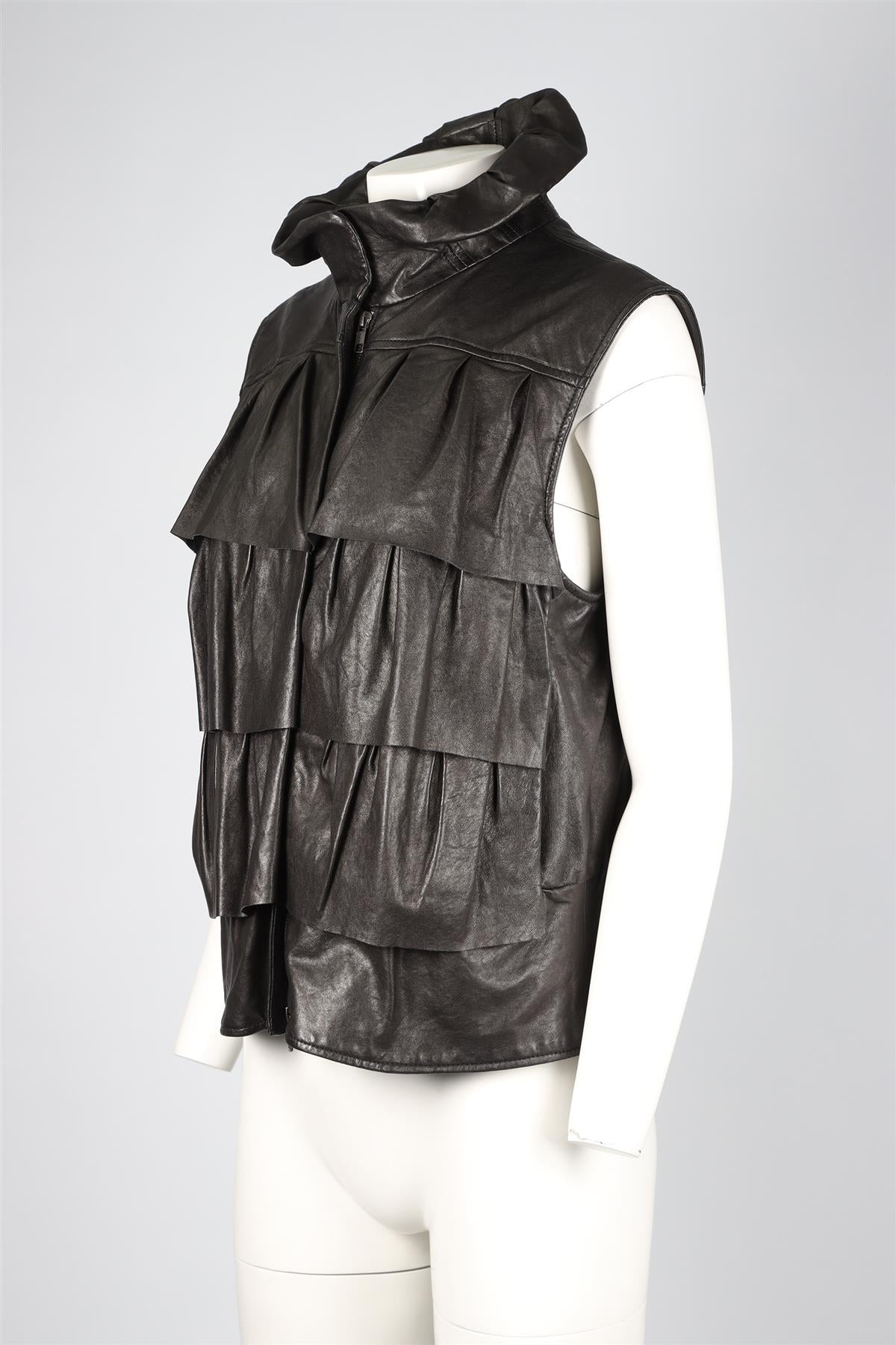 DIANE VON FURSTENBURG BLACK LEATHER GILET LARGE