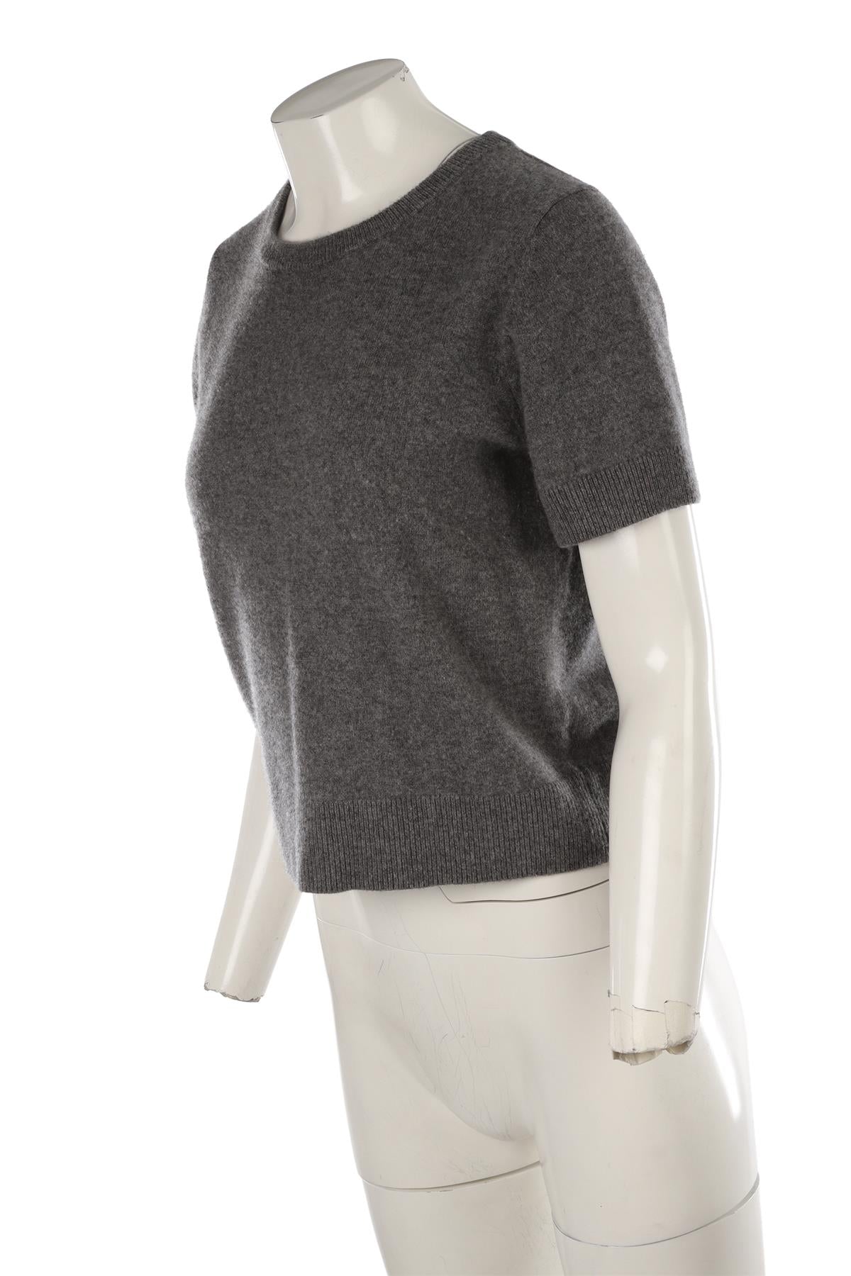GREY CASHMERE SWEATER