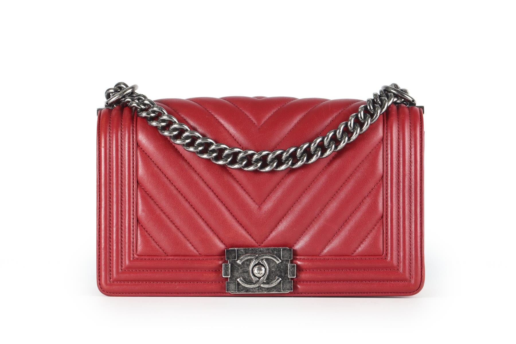 CHANEL RED 2016 BOY MEDIUM LEATHER SHOULDER BAG