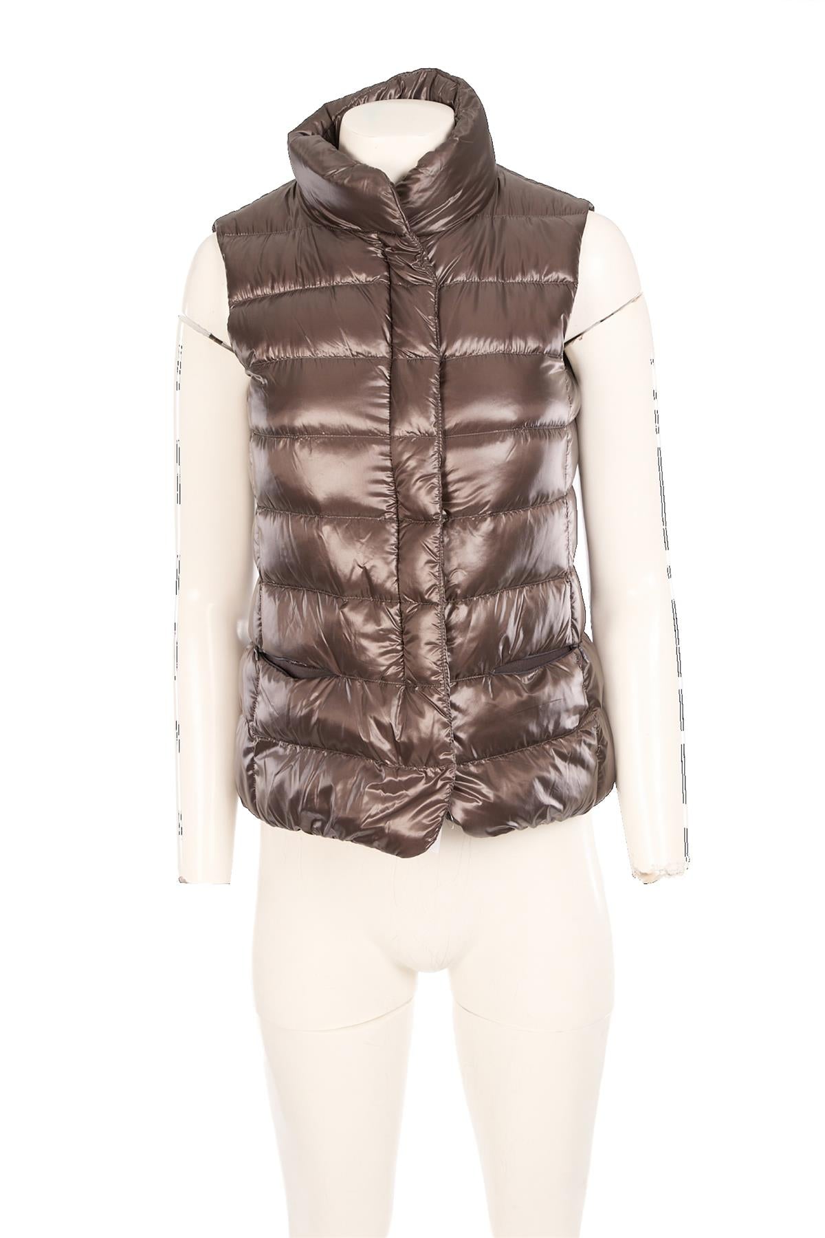 HERNO GREY PADDED DOWN GILET MEDIUM