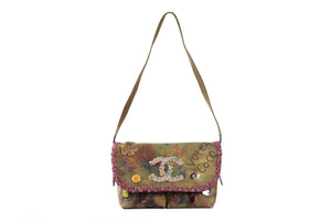 CHANEL GREEN 2015 GRAFFITI ON THE PAVEMENT CANVAS SHOULDER BAG