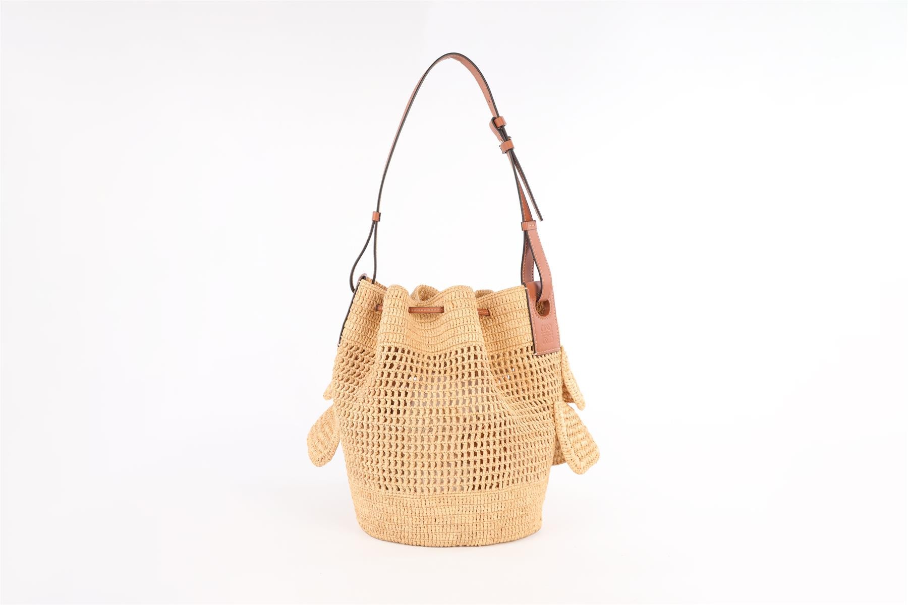 LOEWE X PAULA'S IBIZA BEIGE BALLOON RAFFIA SHOULDER BAG