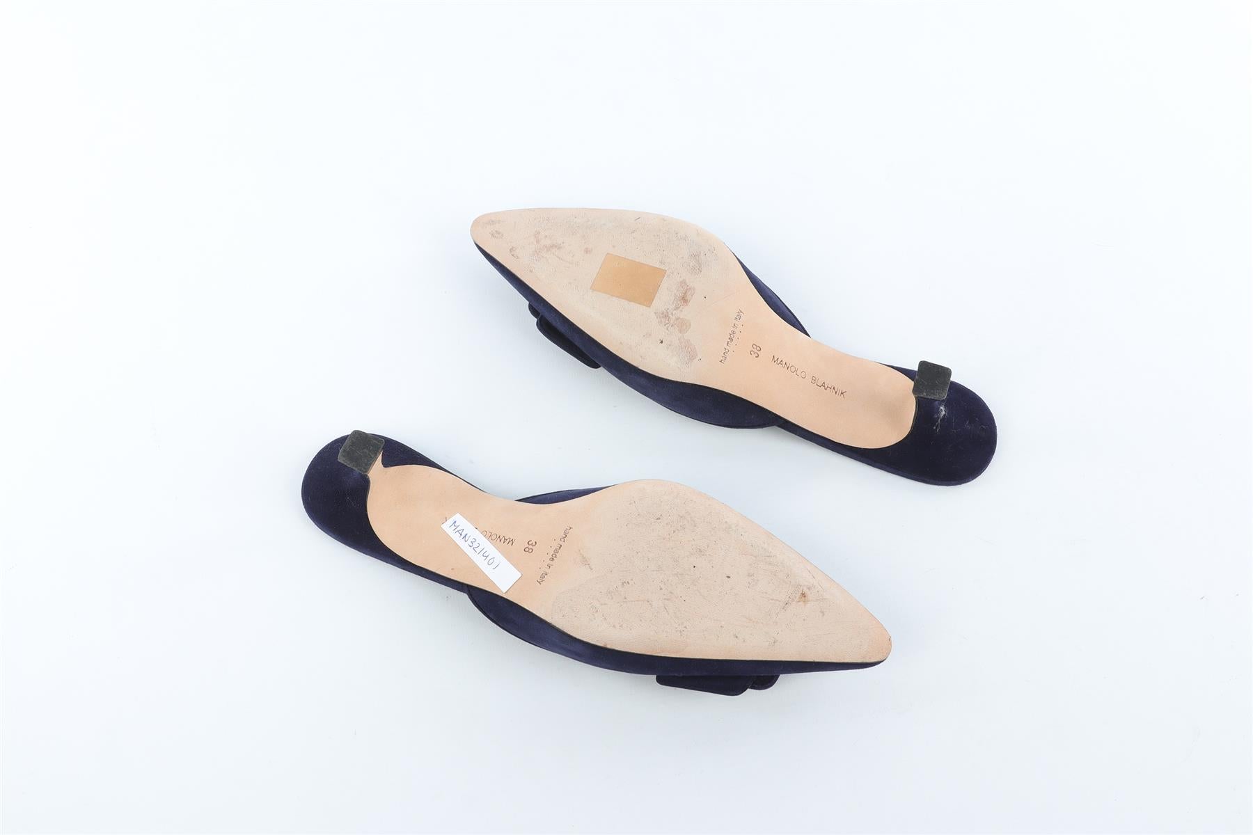 MANOLO BLAHNIK MAYSALE NAVY SUEDE MULES EU 38 UK 5 US 8