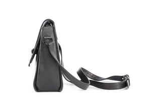 CHANEL BLACK 2000 - 2002 LEATHER SHOULDER BAG