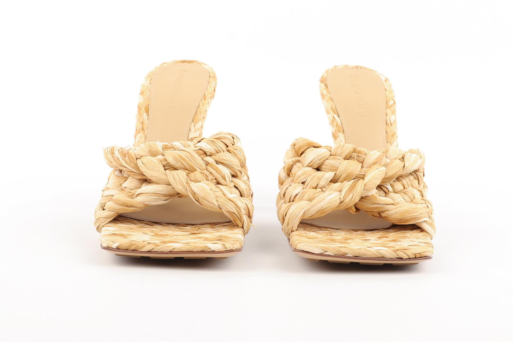 BOTTEGA VENETA BEIGE RAFFIA MULES EU 37.5 UK 4.5 US 7.5