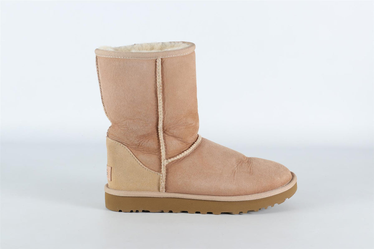 UGG BEIGE KIDS GIRLS BOOTS EU 37 UK 4 US 6