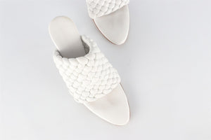 BOTTEGA VENETA WHITE LEATHER MULES EU 39 UK 6 US 9