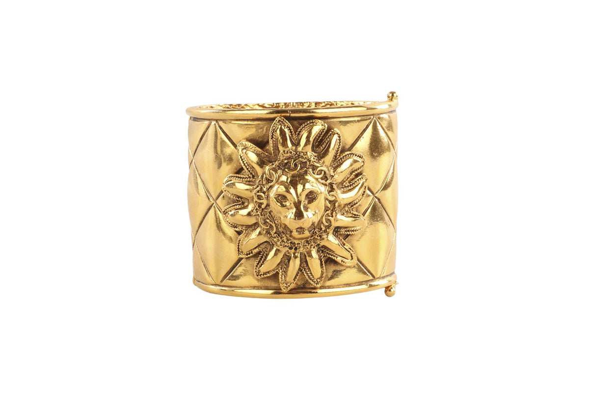 CHANEL GOLD 1990-1991 LION GOLD TONE CUFF