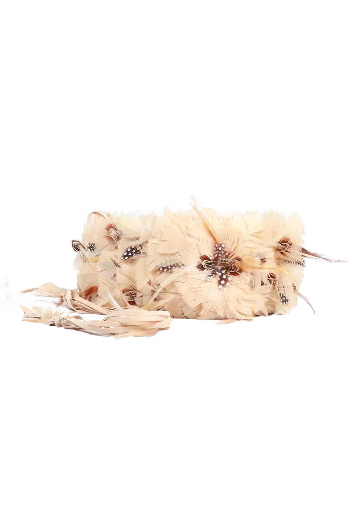 ROBERTO CAVALLI CREAM FEATHER BELT ONE SIZE