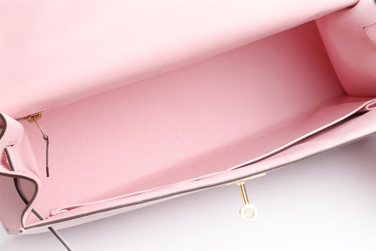 HERMÈS PINK 2017 KELLY SELLIER 32 CM TADELAKT LEATHER BAG IN ROSE SAKURA