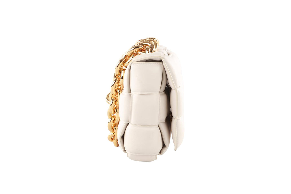 BOTTEGA VENETA ECRU THE CHAIN CASSETTE INTRECCIATO LEATHER SHOULDER BAG