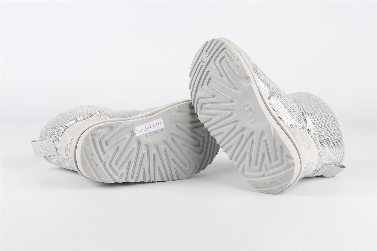 UGG SILVER GIRLS BOOTS UK 9 EU 27.5 US 10