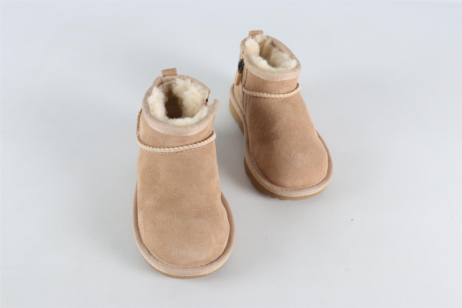 UGG BEIGE KIDS GIRLS BOOTS EU 28.5 UK 10 US 11