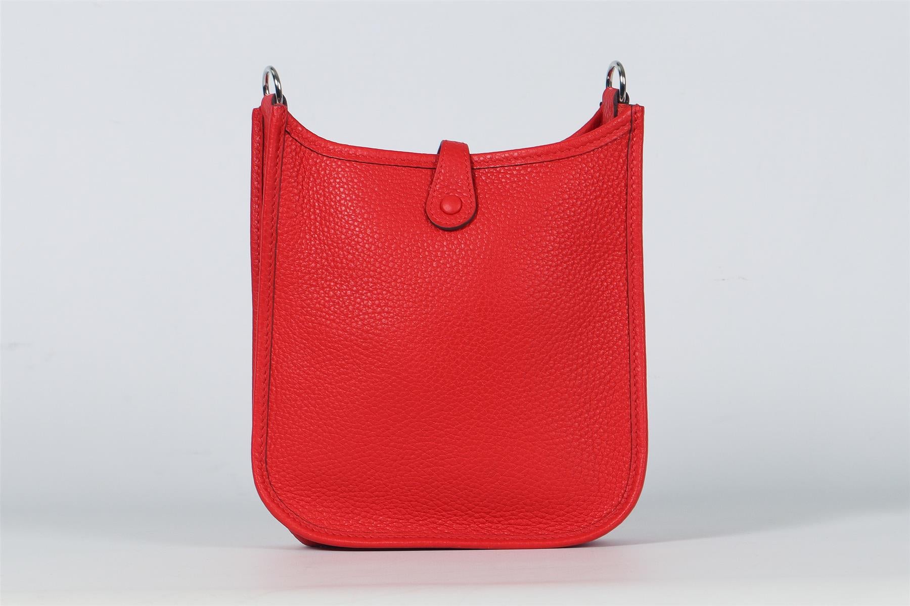 HÉRMES RED EVELYNE 17CM TOGO LEATHER SHOULDER BAG