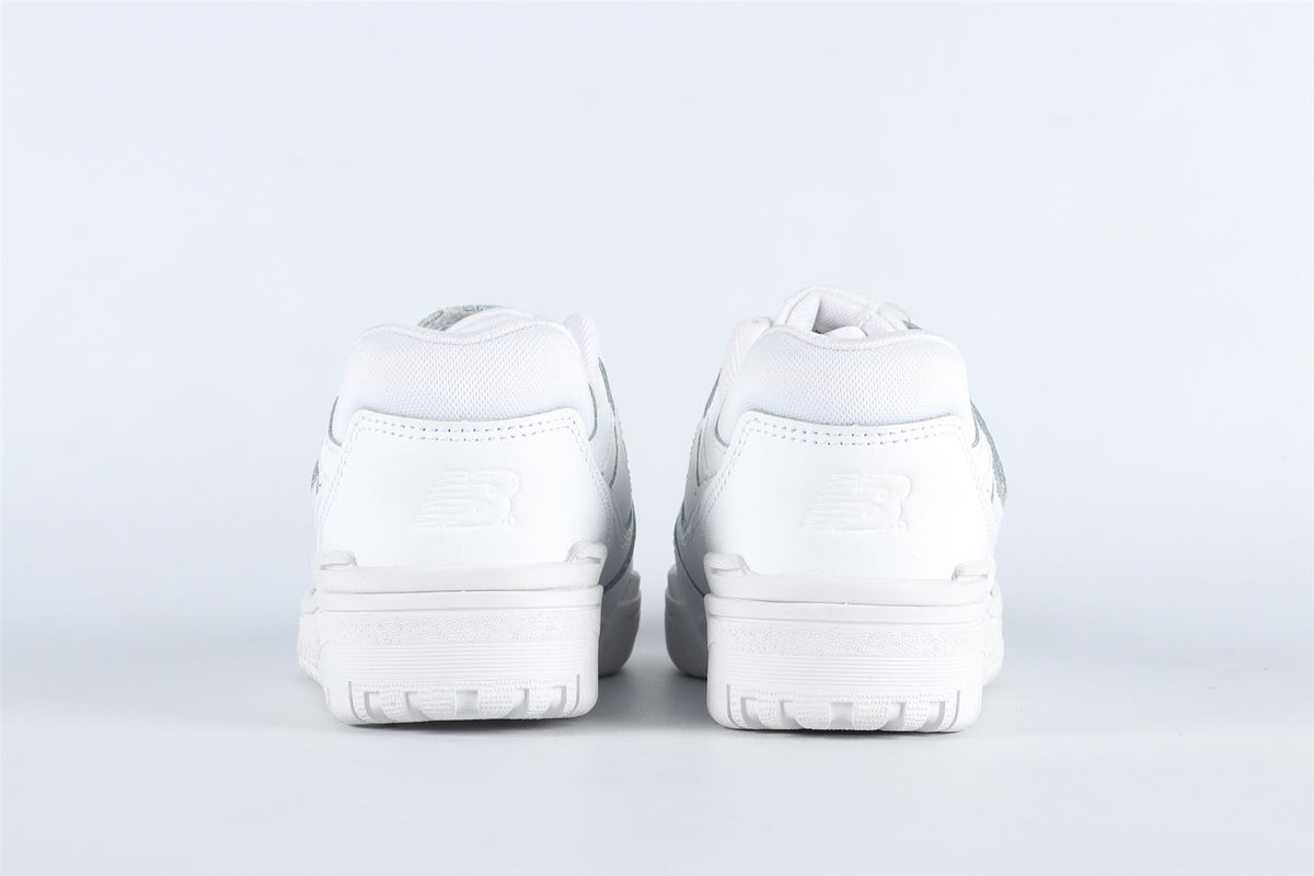 NEW BALANCE WHITE KIDS BOYS SNEAKERS EU 32.5 UK 13.5 US 1