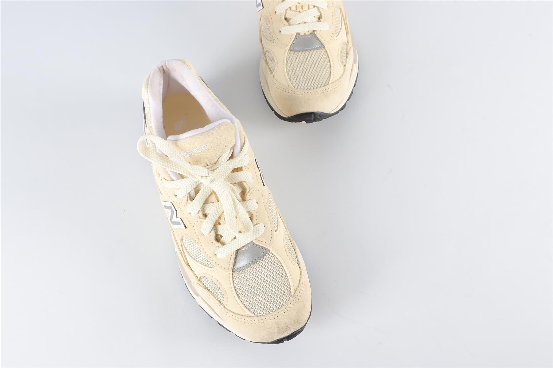 NEW BALANCE CREAM 992 SUEDE SNEAKERS EU 38.5 UK 5.5 US 6