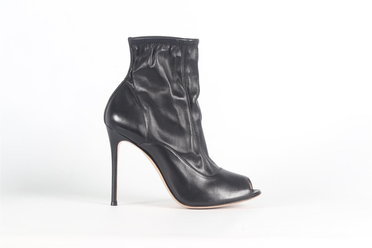 GIANVITO ROSSI LEATHER ANKLE BOOTS EU 39 UK 6 US 9