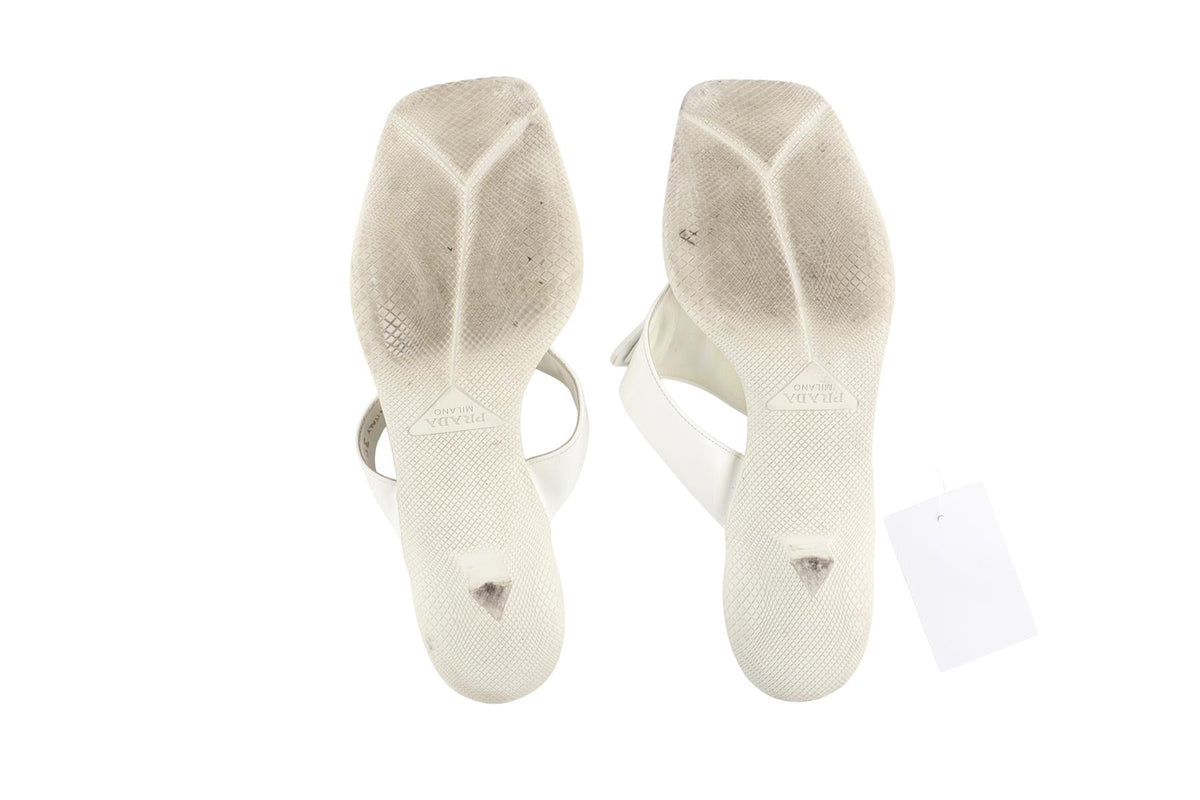 PRADA WHITE LEATHER THONG SANDALS EU 39 UK 6 US 9