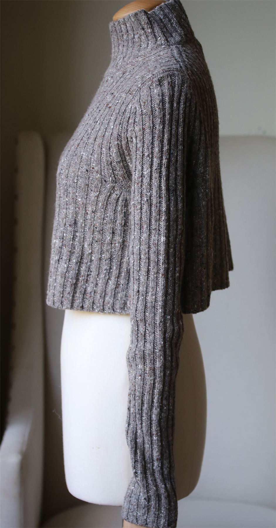 SOYER ANDIE RIBBED CROP SWEATER SMALL