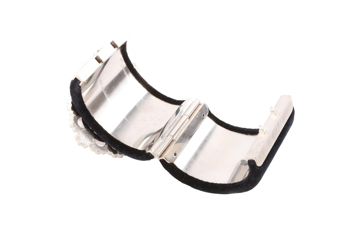 CHANEL BLACK 2015 CC VELVET CUFF