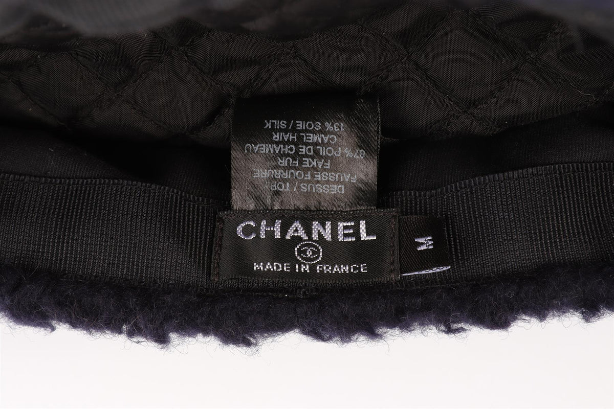 CHANEL NAVY 2018 FAUX SHEARLING CAP MEDIUM