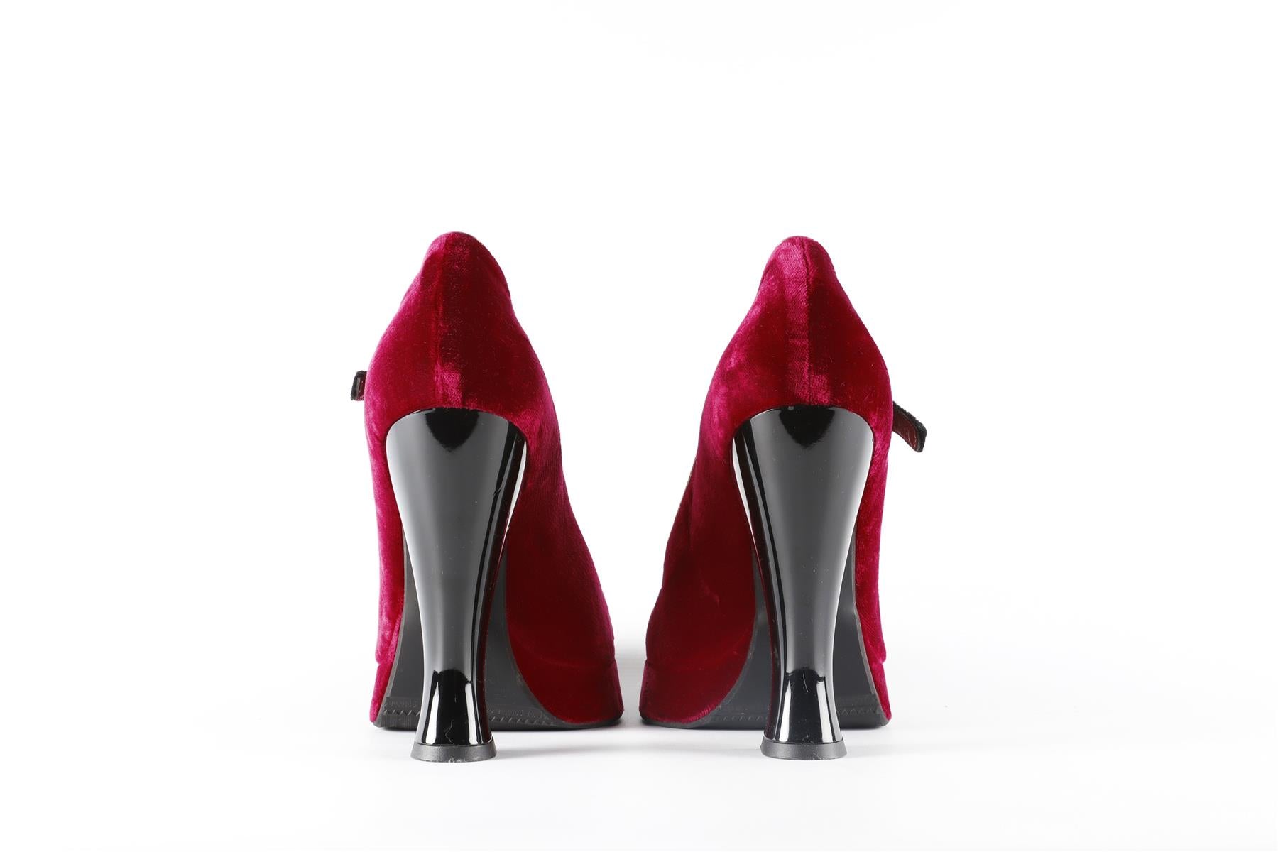 MARNI RED VELVET PLATFORM PUMPS EU 40 UK 7 US 10