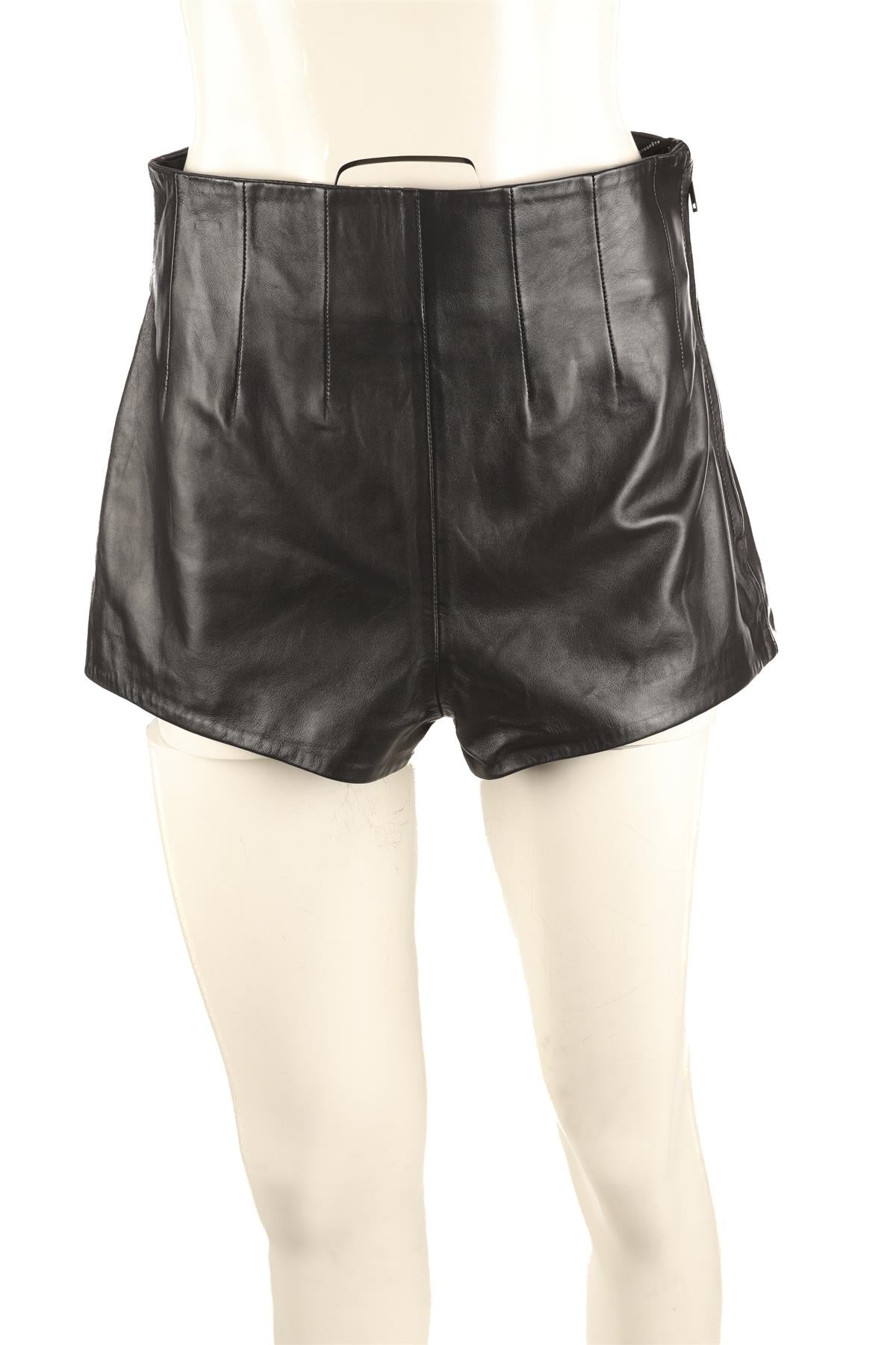 RETROFETE BLACK LEATHER SHORTS SMALL