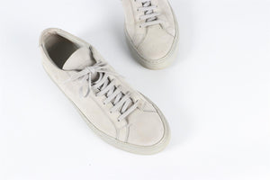 COMMON PROJECTS GREY SUEDE SNEAKERS