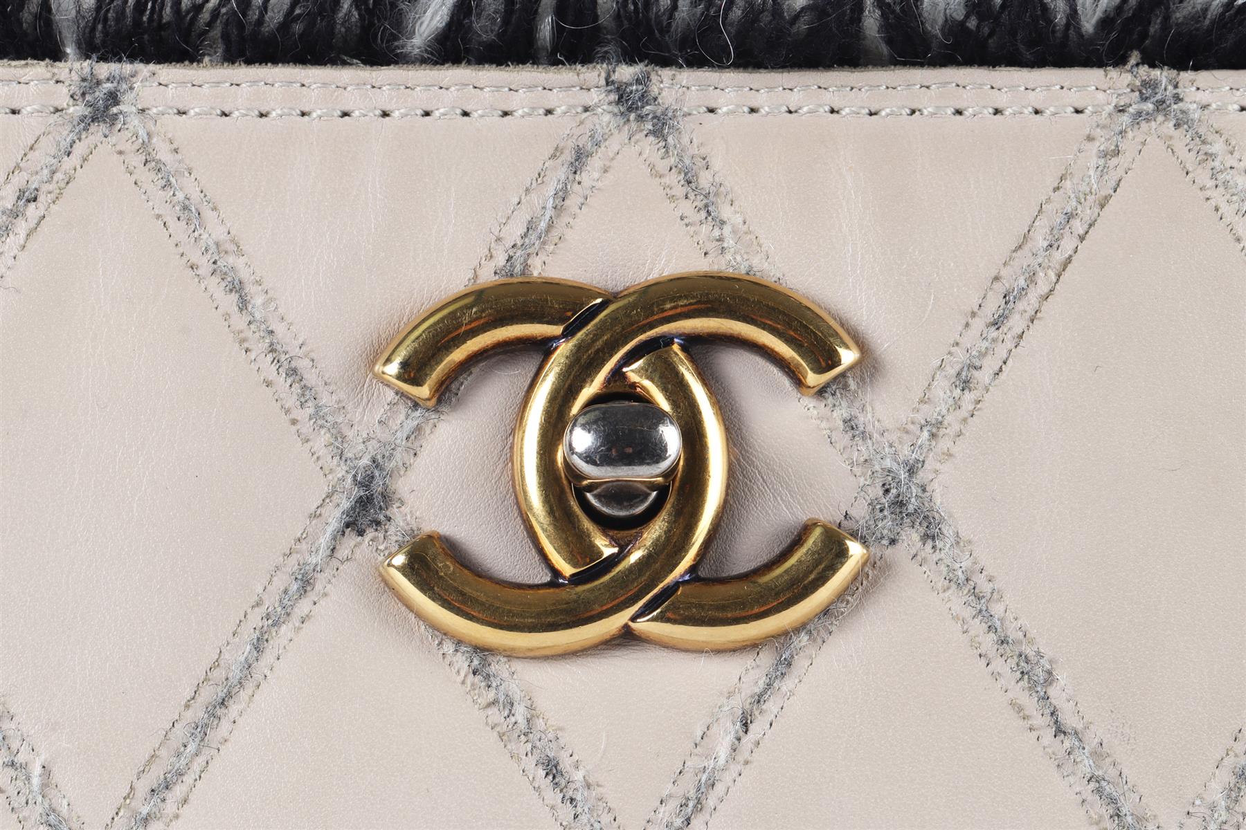 CHANEL TAUPE 2011 LEATHER AND TWEED TOTE BAG