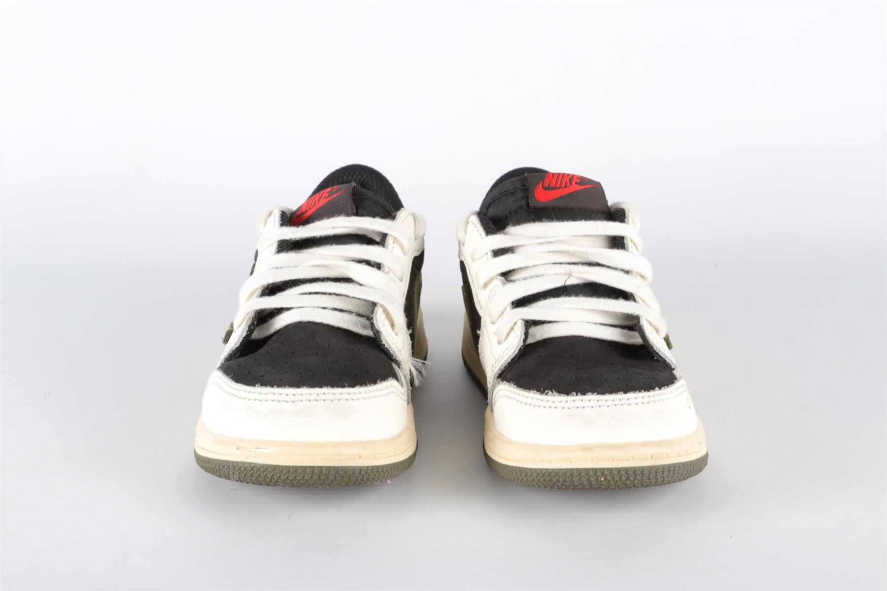 NIKE + TRAVIS SCOTT BLACK KIDS AIR JORDAN LOW OLIVE SNEAKERS EU 27 UK 9.5 US 10C
