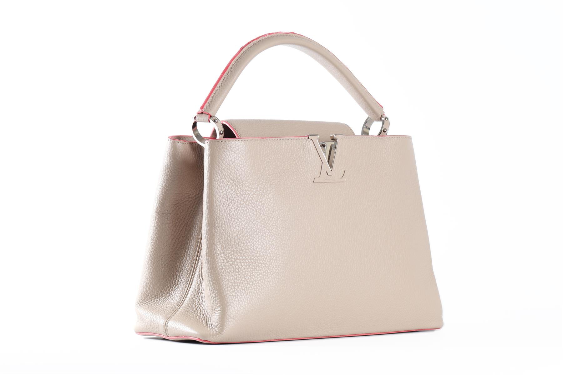 LOUIS VUITTON TAUPE 2014 CAPUCINES MM TAURILLON LEATHER TOTE BAG