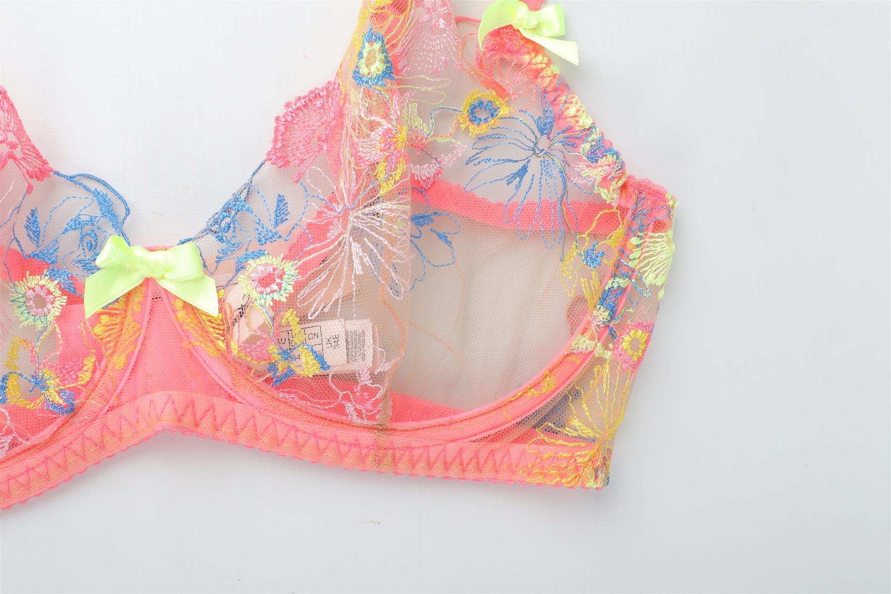AGENT PROVOCATEUR PINK BRA AND THONG SET UK 34 E/2