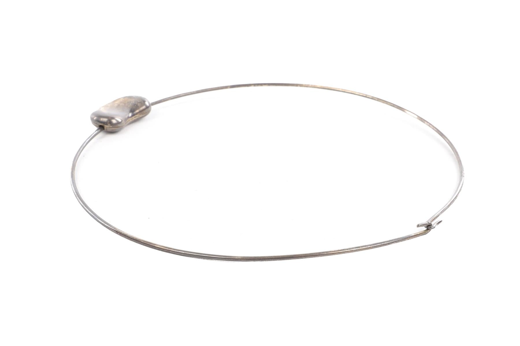 TIFFANY & CO. + ELSA PERETTI SILVER BEAN 26MM STERLING SILVER CHOKER