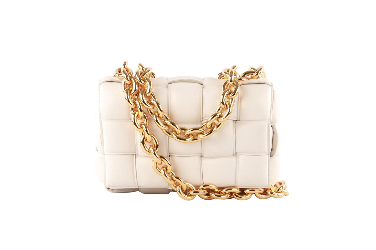 BOTTEGA VENETA ECRU THE CHAIN CASSETTE INTRECCIATO LEATHER SHOULDER BAG