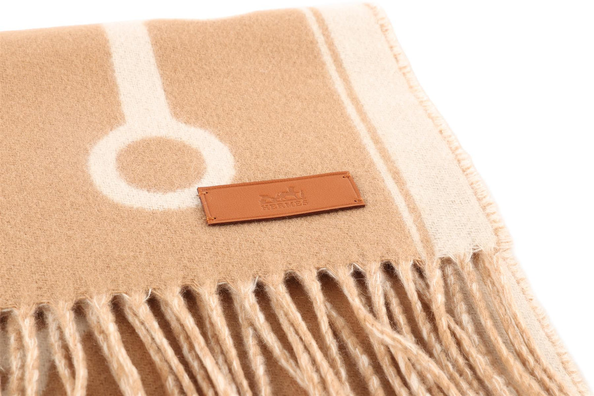 HERMÈS BEIGE CASAQUE MORS CASHMERE SCARF