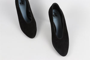 LANVIN BLACK SUEDE PUMPS EU 39 UK 6 US 9