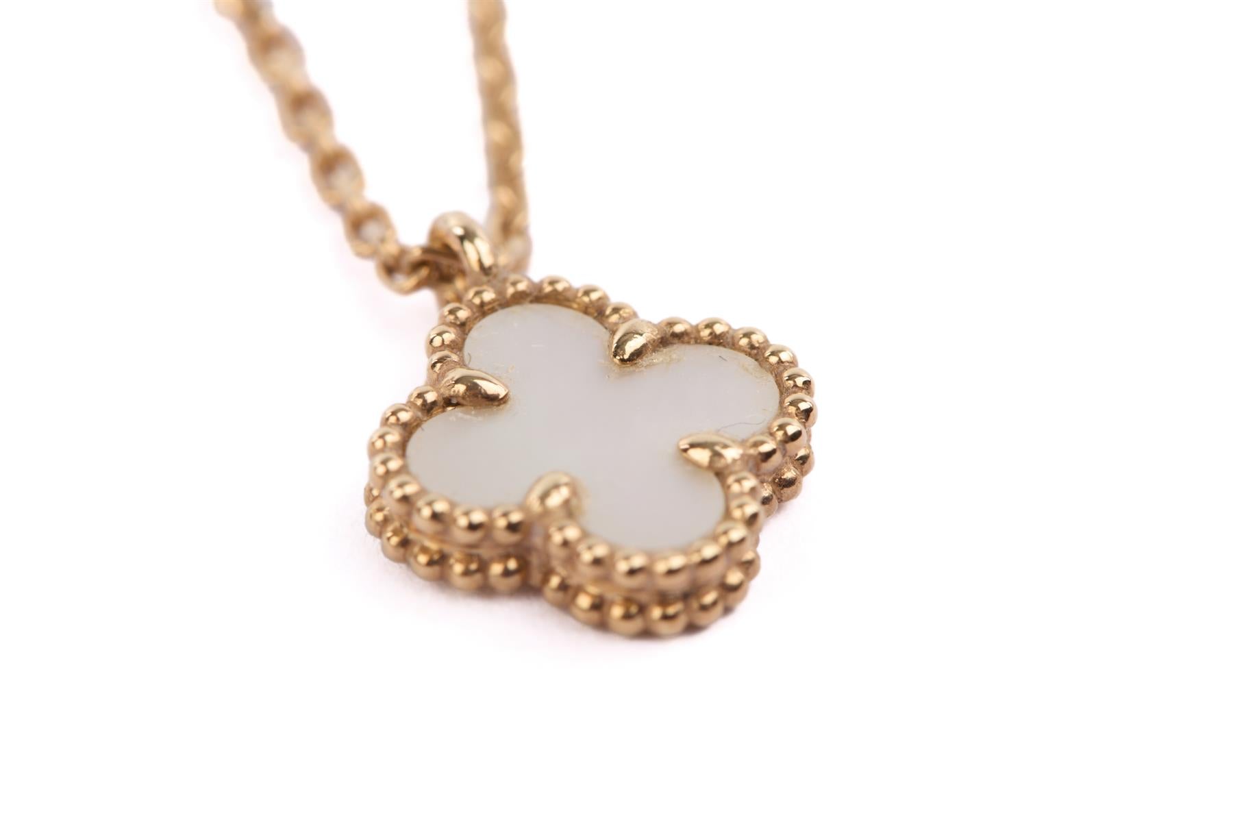 VAN CLEEF & ARPELS SWEET ALHAMBRA 18K YELLOW GOLD AND MOTHER OF PEARL NECKLACE