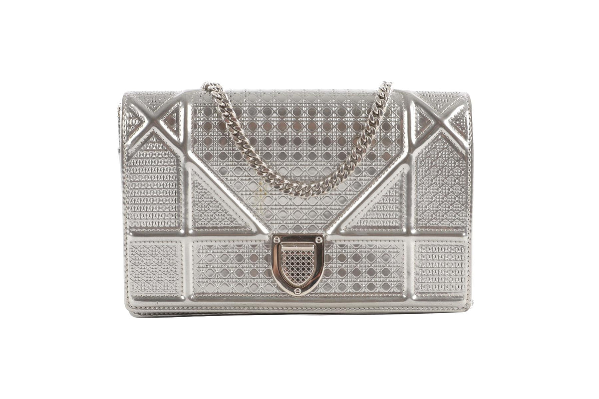 CHRISTIAN DIOR SILVER DIORAMA WALLET ON CHAIN MICROCANNAGE LEATHER CROSSBODY BAG