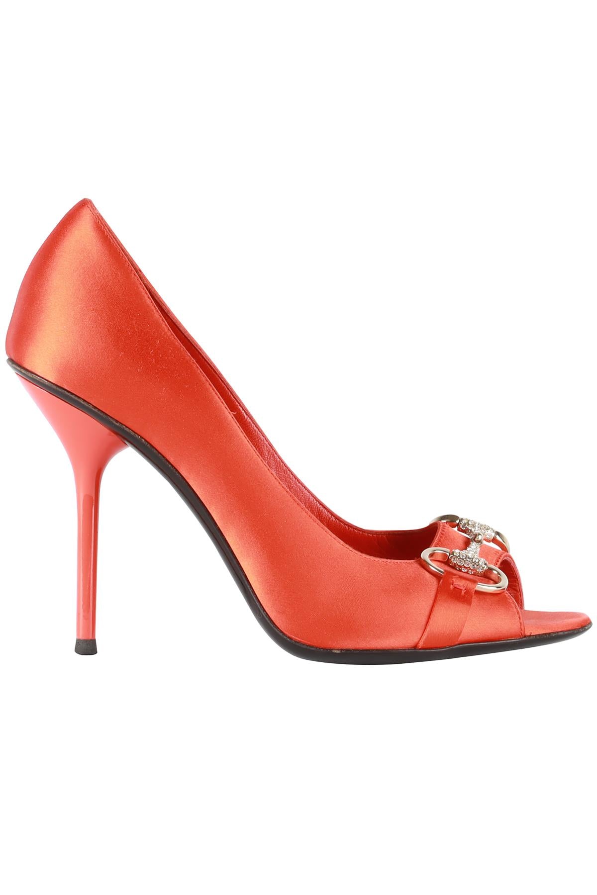 GUCCI RED SATIN PUMPS EU 37.5 UK 4.5 US 7.5