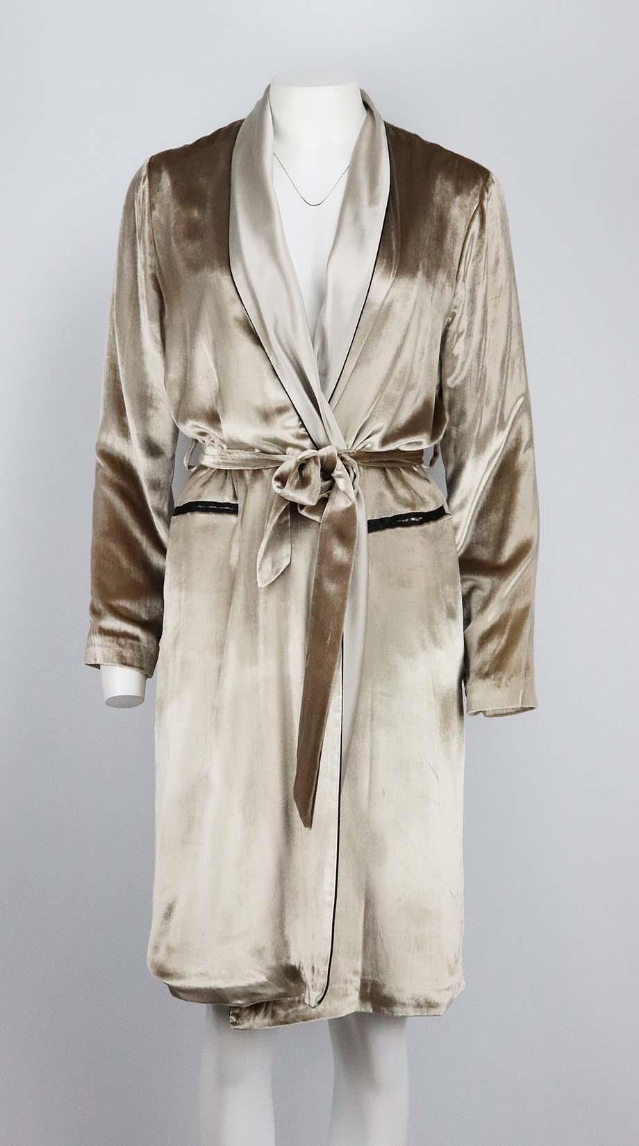 FLEUR DU MAL SILK CHARMEUSE TRIMMED VELVET ROBE SMALL/MEDIUM