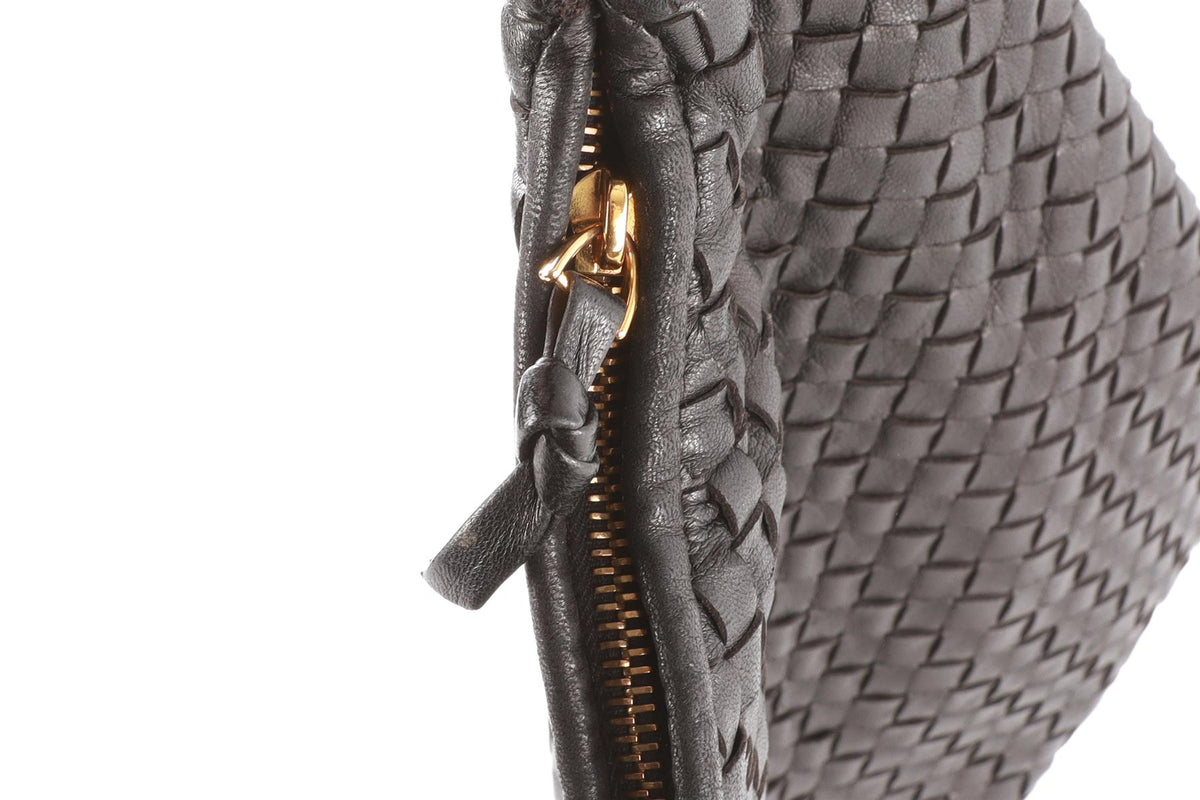 BLACK MEDIUM INTRECCIATO LEATHER SHOULDER BAG