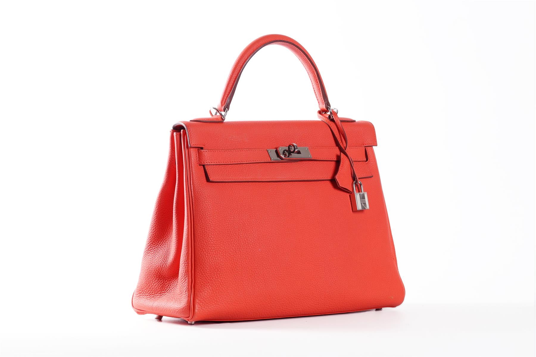 HERMÈS RED 2018 KELLY RETOURNE 32 CM TOGO LEATHER BAG IN CAPUCINE