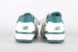 NEW BALANCE WHITE KIDS BOYS SNEAKERS EU 34.5 UK 2 US 2.5