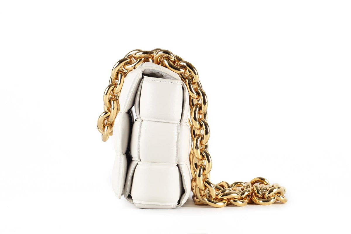 BOTTEGA VENETA WHITE THE CHAIN CASSETTE INTRECCIATO LEATHER SHOULDER BAG