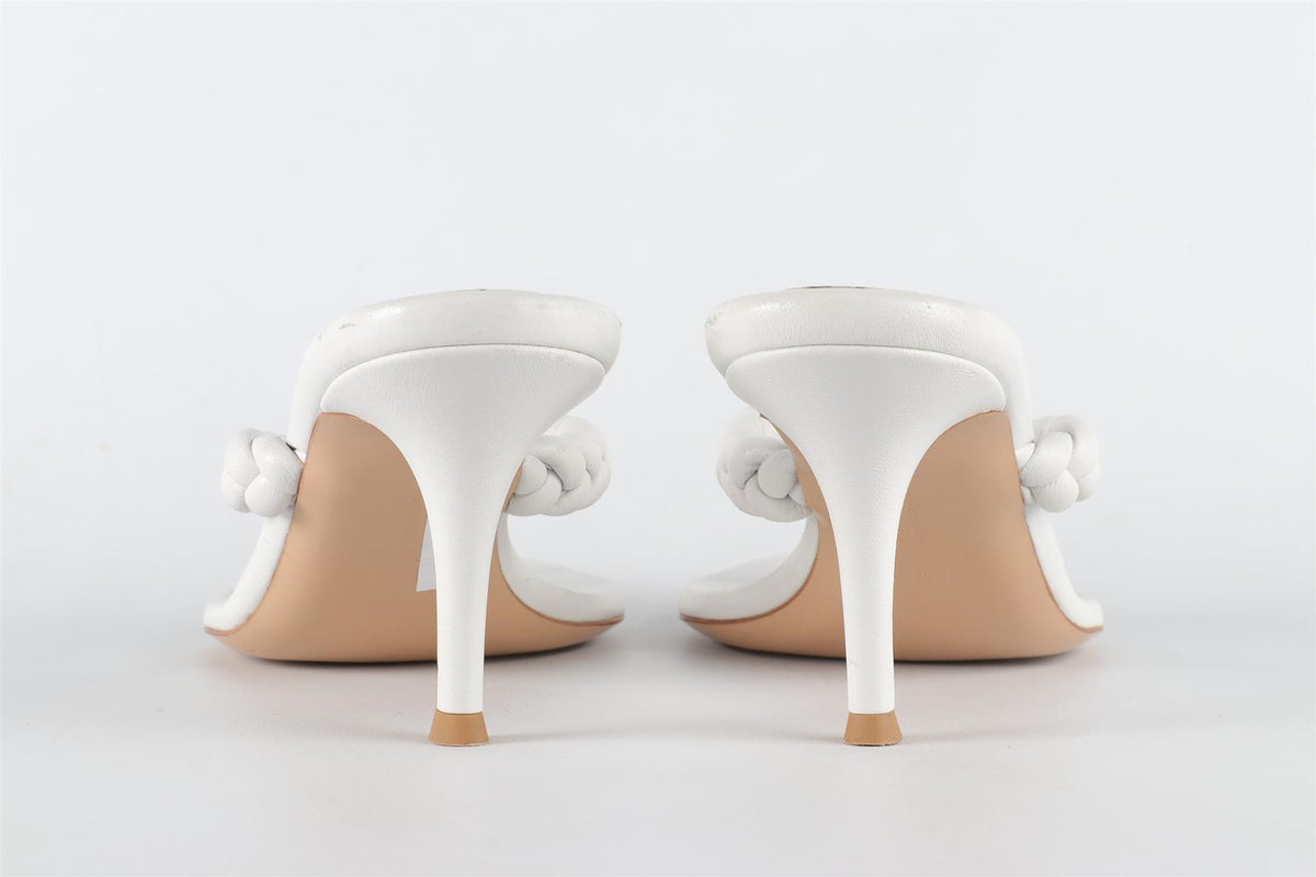 GIANVITO ROSSI WHITE LEATHER THONG SANDALS EU 39 UK 6 US 9
