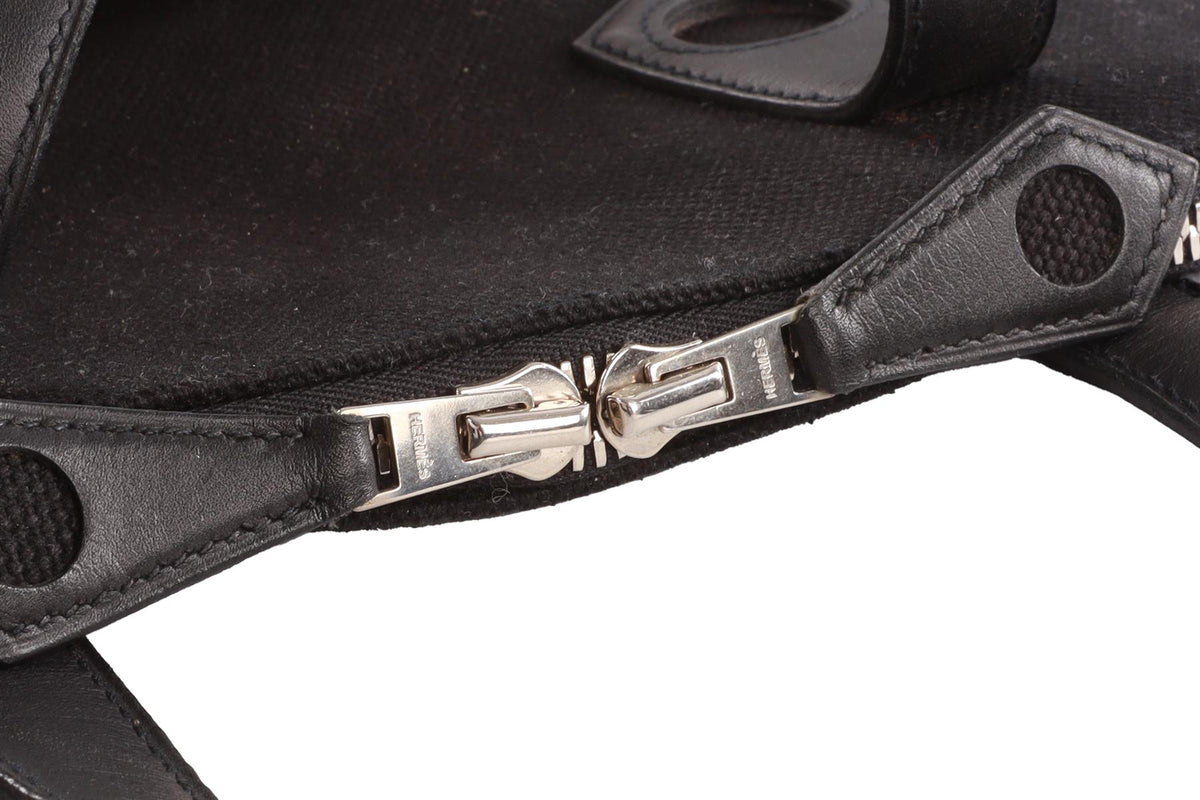 HERMÈS BLACK 2005 HEEBOO 50 CM CANVAS TOTE BAG