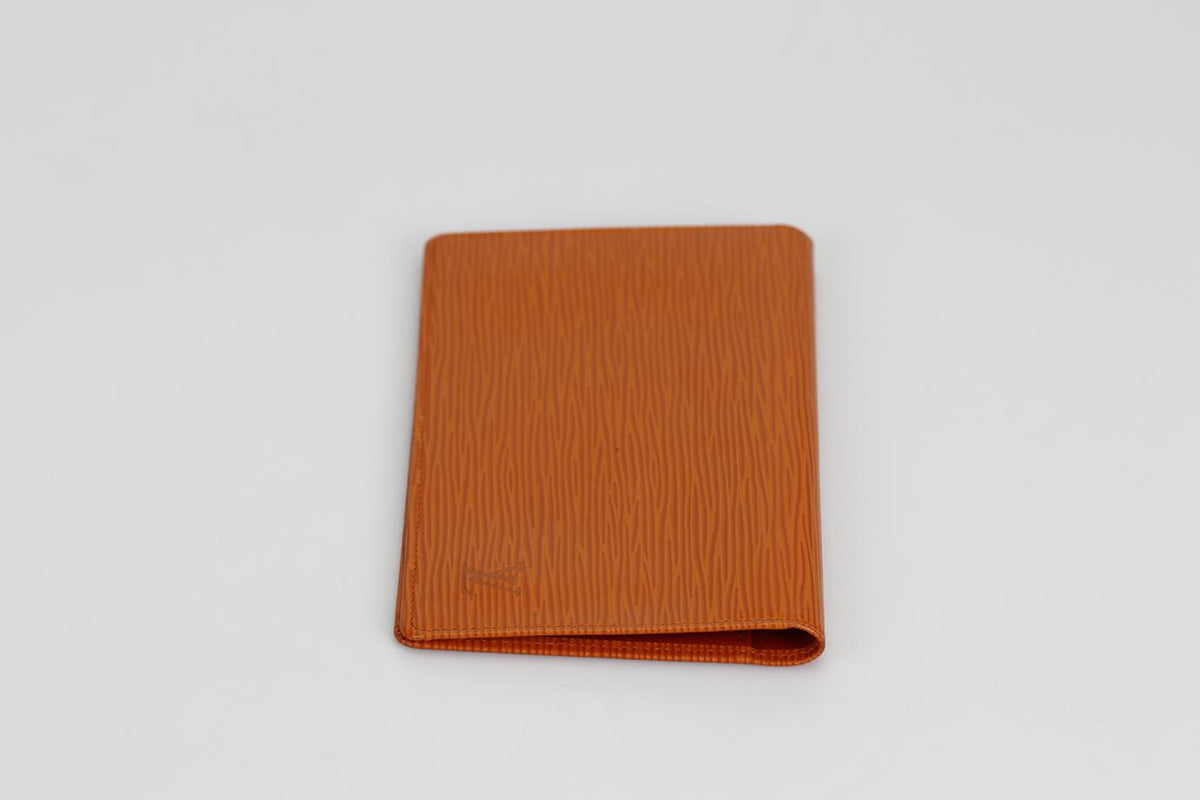 LOUIS VUITTON 1997 EPI LEATHER WALLET