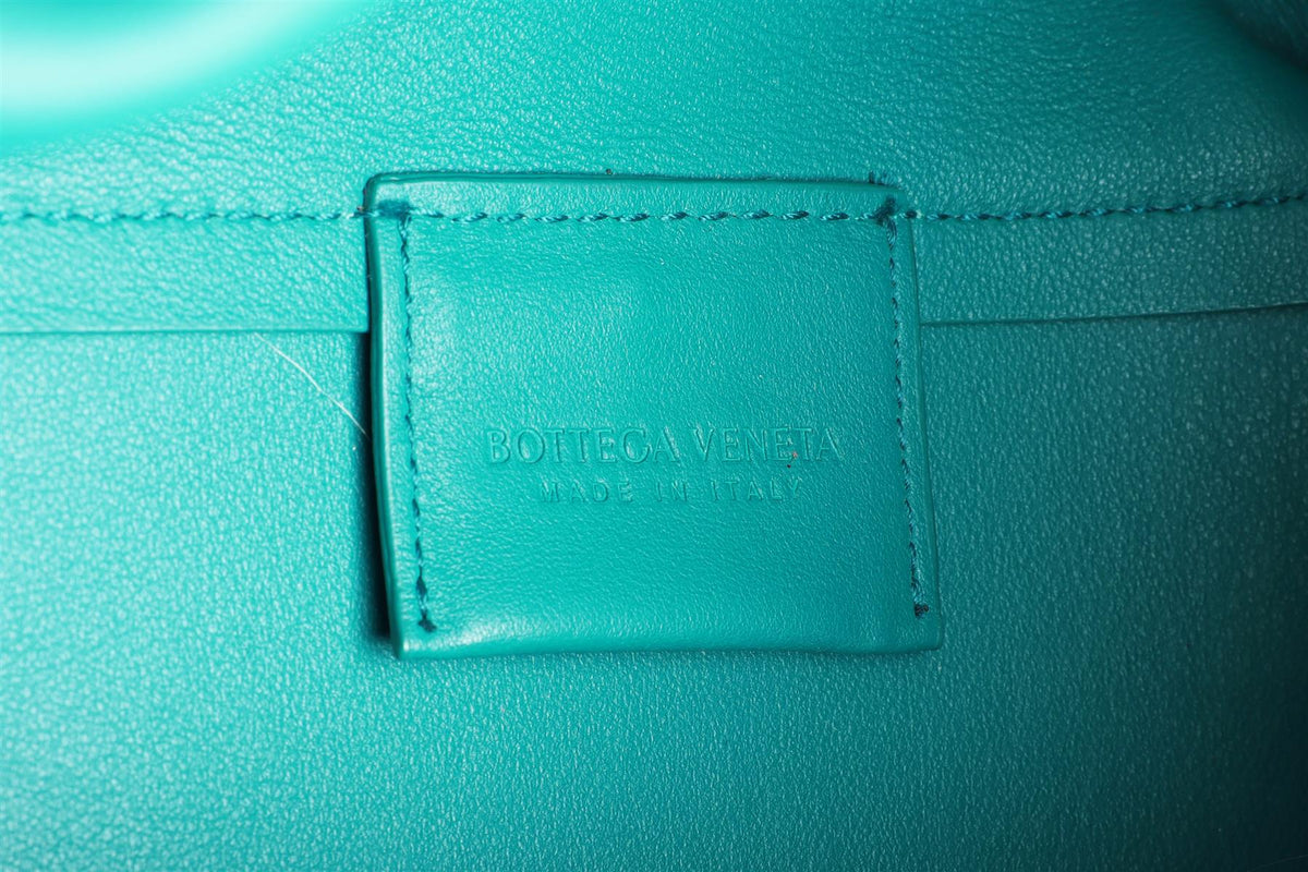 BOTTEGA VENETA TEAL POINT MEDIUM LEATHER TOTE BAG