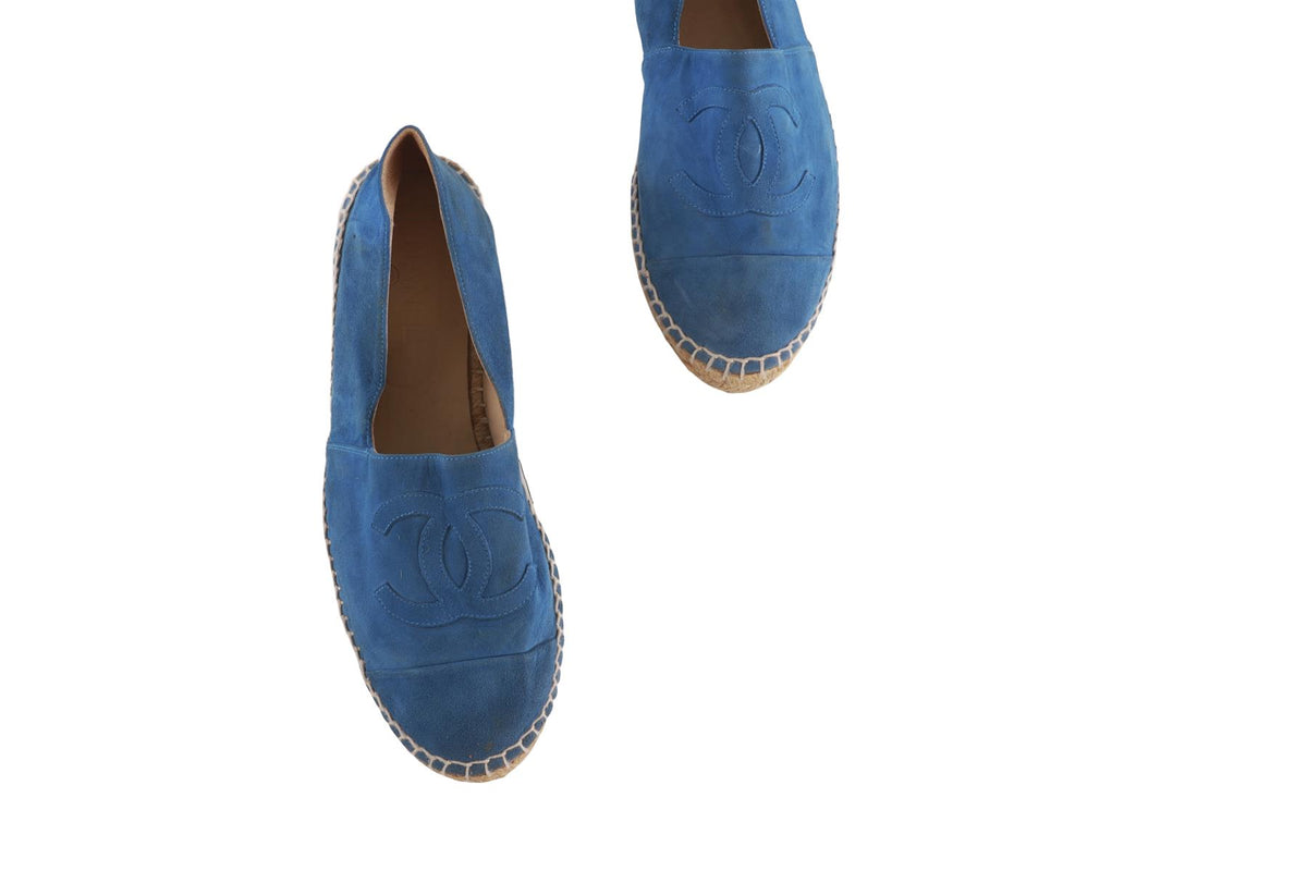 CHANEL BLUE CC SUEDE ESPADRILLES EU 41 UK 8 US 11