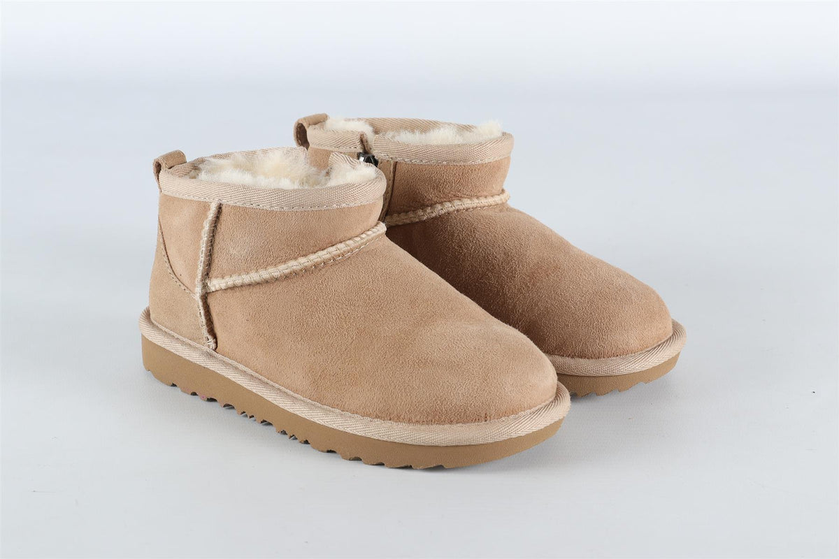 UGG BEIGE KIDS GIRLS BOOTS EU 28.5 UK 10 US 11